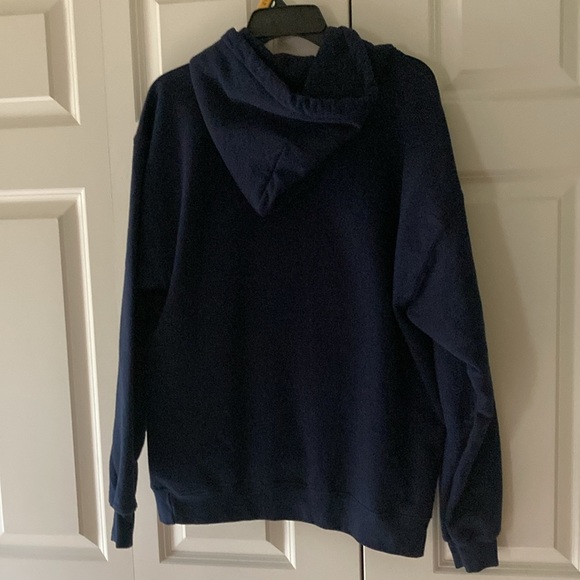 Gildan womens Lg navy hooded sweatshirt “Fueled by books & coffee “ screen print - Picture 3 of 8